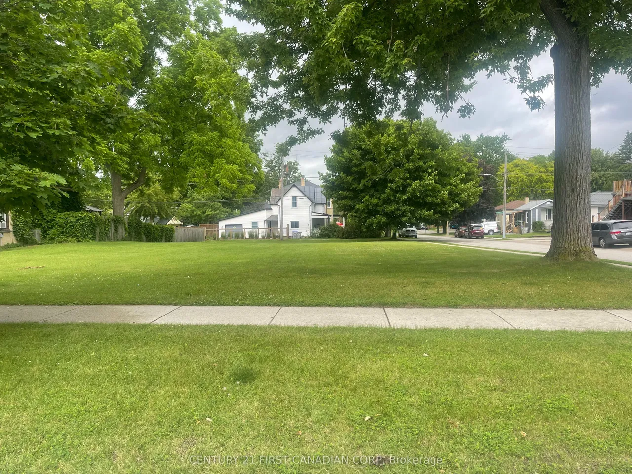 Lot 14 Front St West Street W