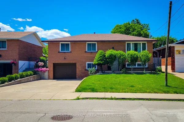 12 Maitland Avenue E