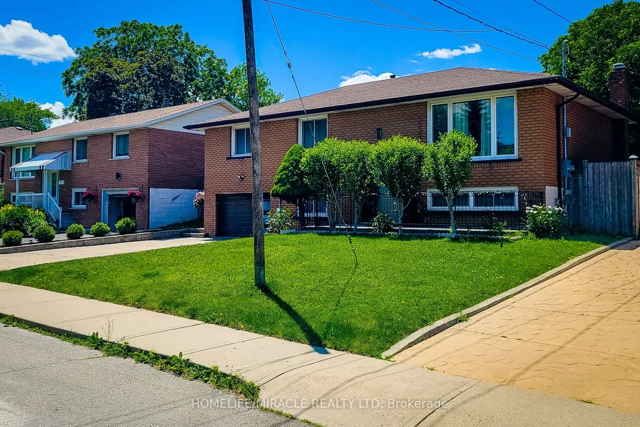 12 Maitland Avenue E — photo 3