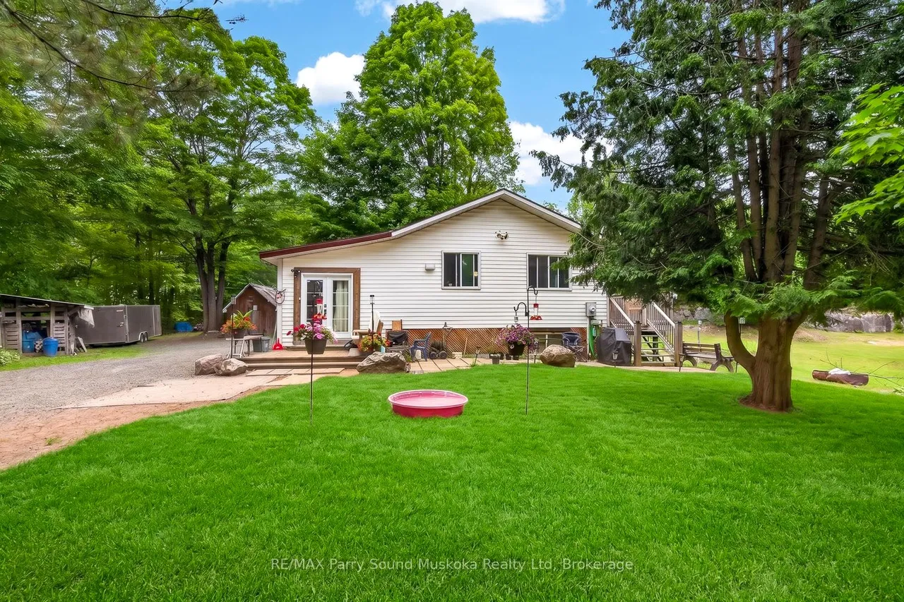15 Toronto Lake Road — photo 3