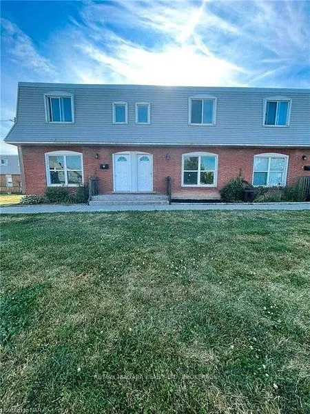 69 Hagey Avenue