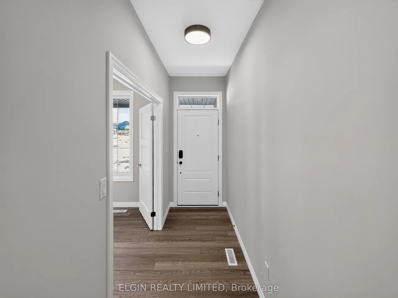 5 Columbus Court — photo 3