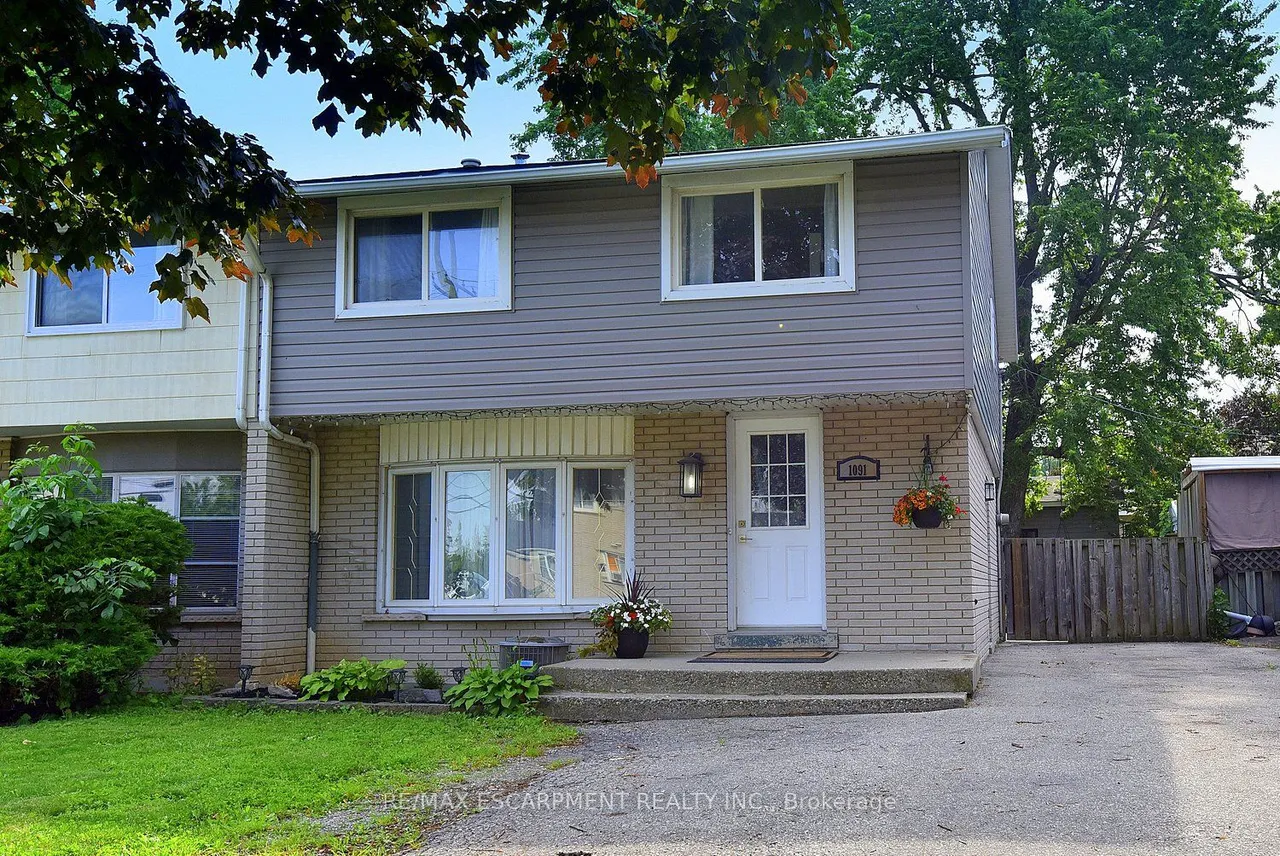 1091 Upper Wellington Street