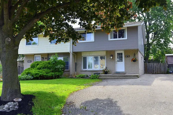 1091 Upper Wellington Street — photo 2