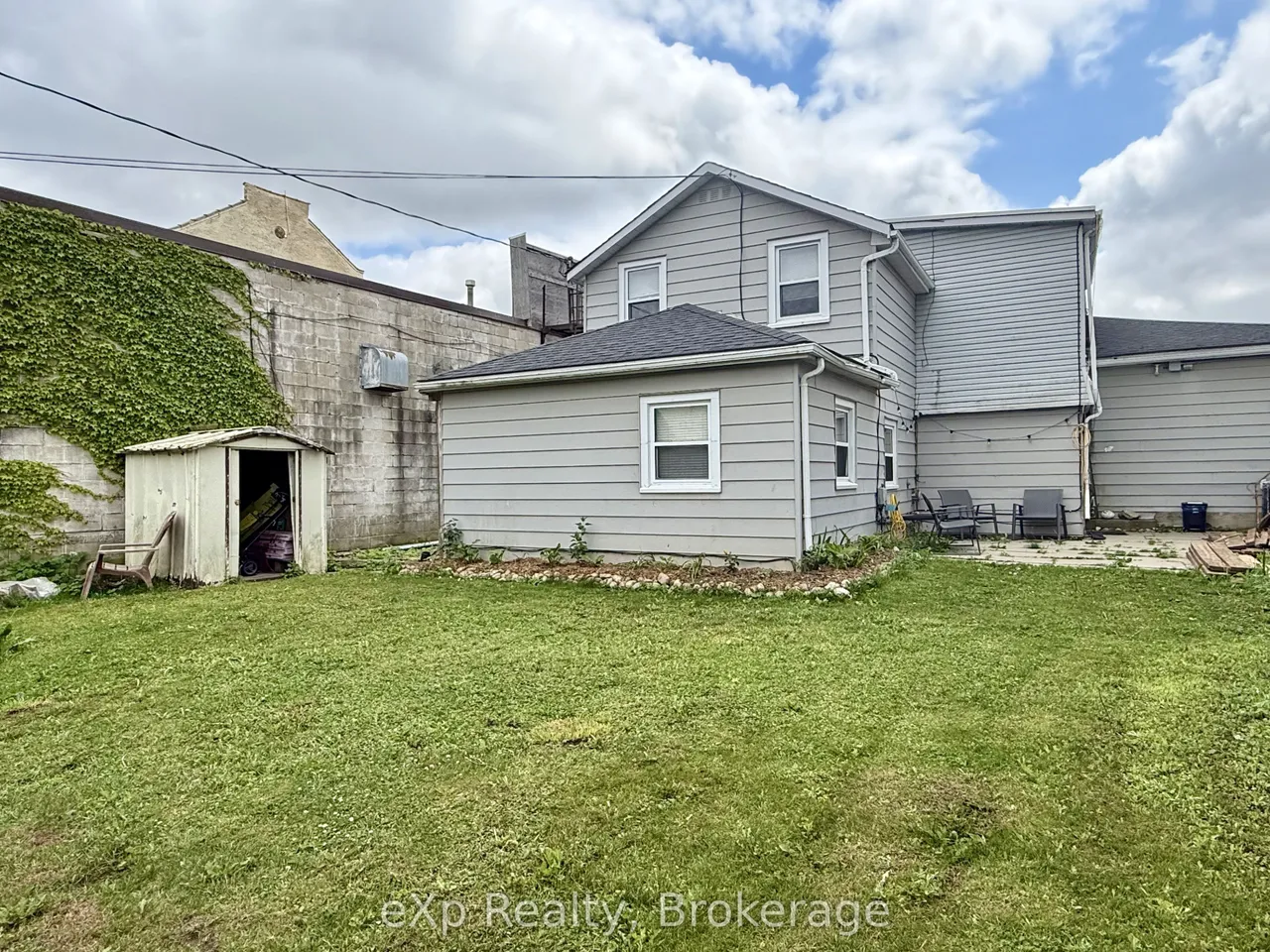114 Durham Street E — photo 23
