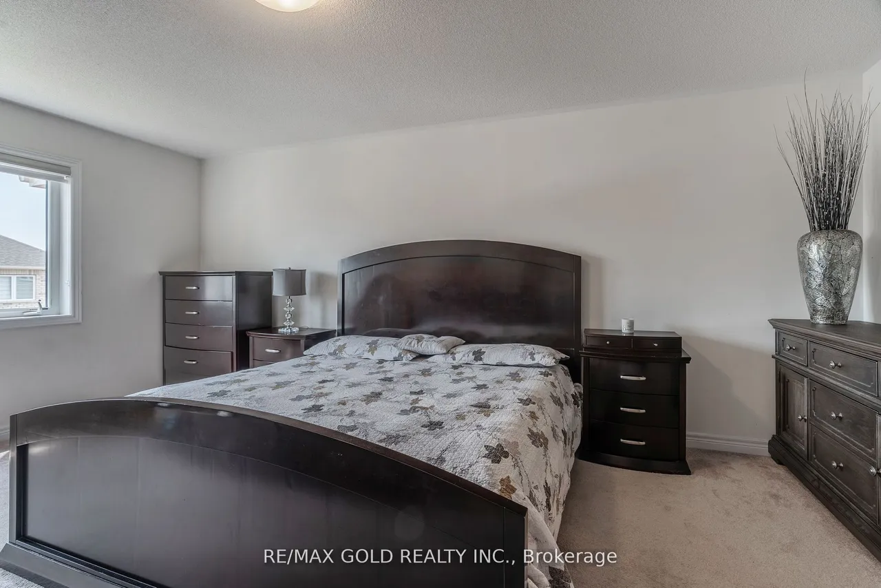 335 Stewart Street — photo 5