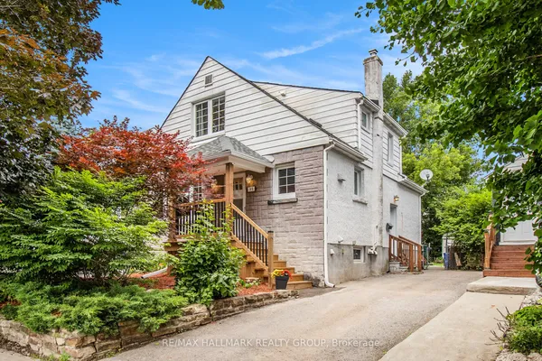 99 Dagmar Avenue