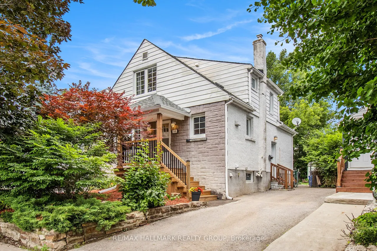 99 Dagmar Avenue