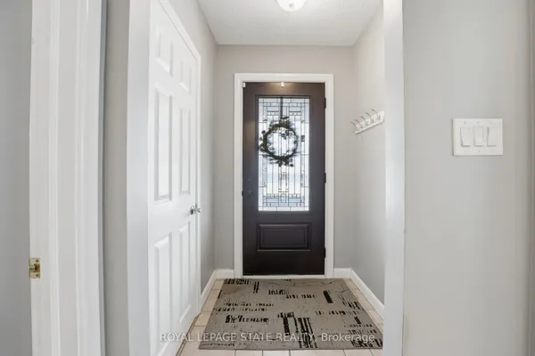 473 Mohawk Road W