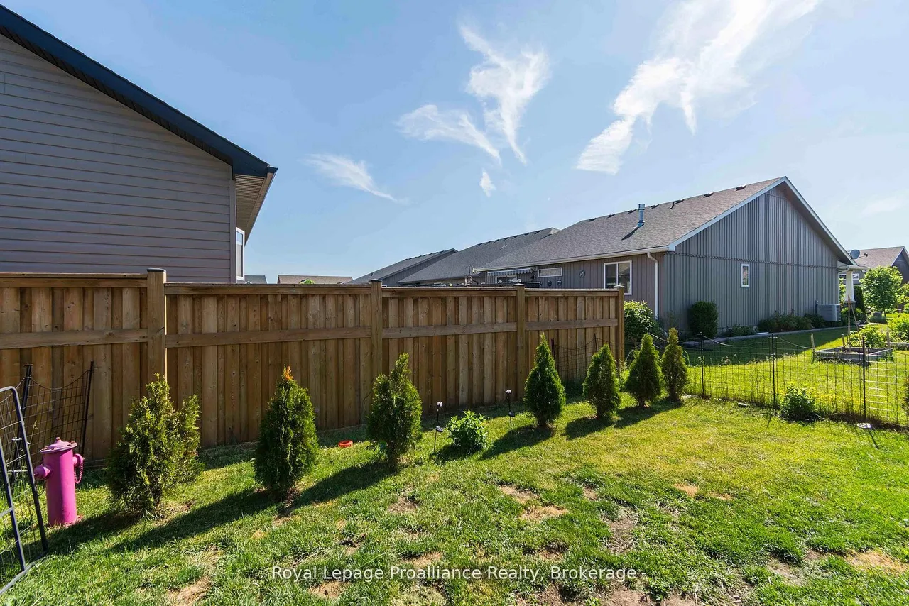 24 Buchanan Avenue — photo 30