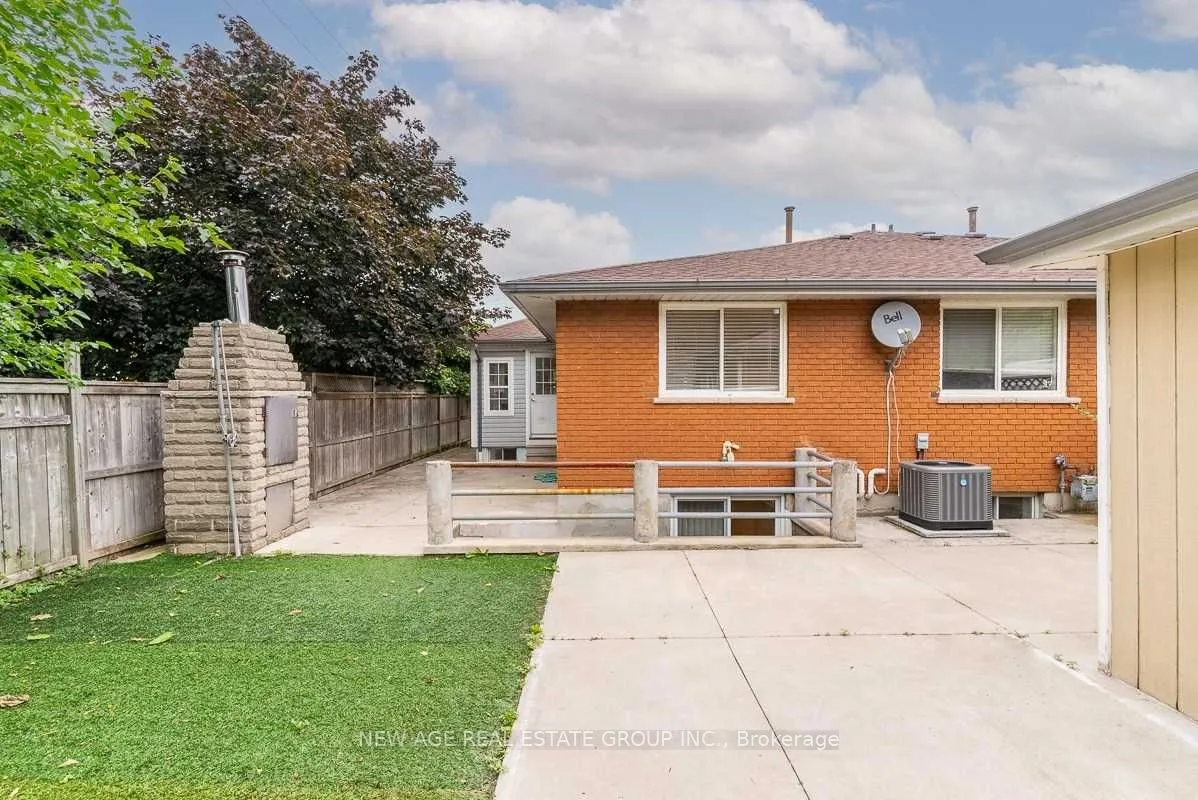 467 Limeridge Road W — photo 13