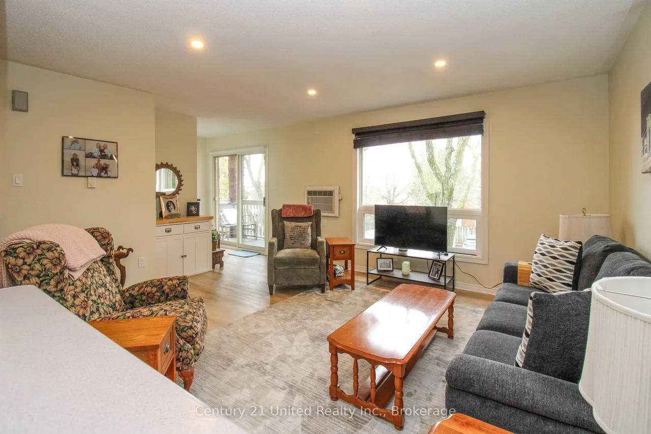 1110 Clonsilla Avenue — photo 3