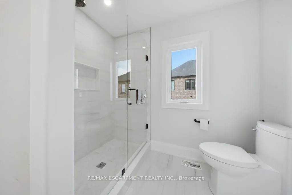 62 Jeremy Street — photo 15