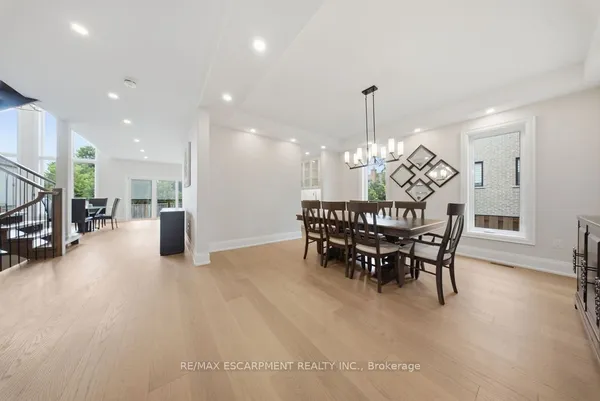 62 Jeremy Street — photo 2