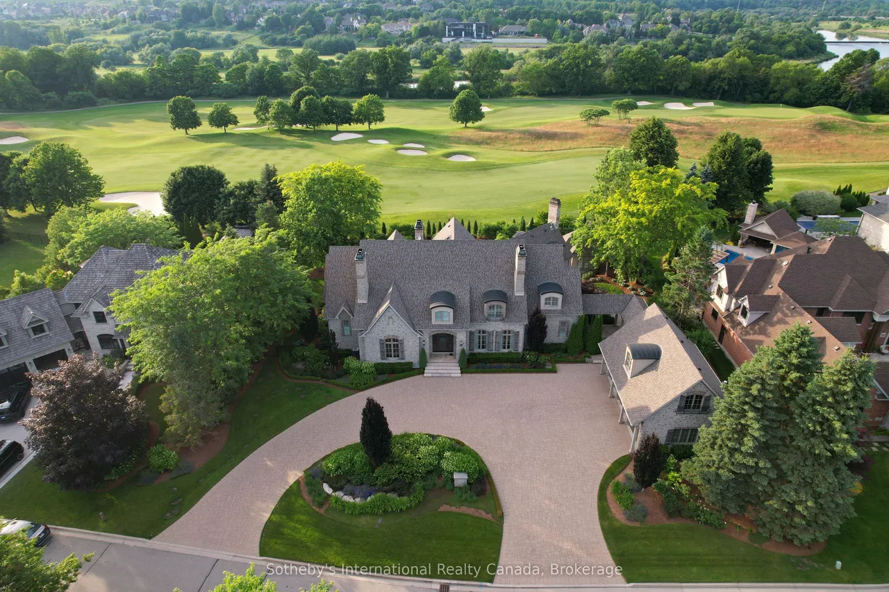 28 Deer Ridge Crescent — photo 2