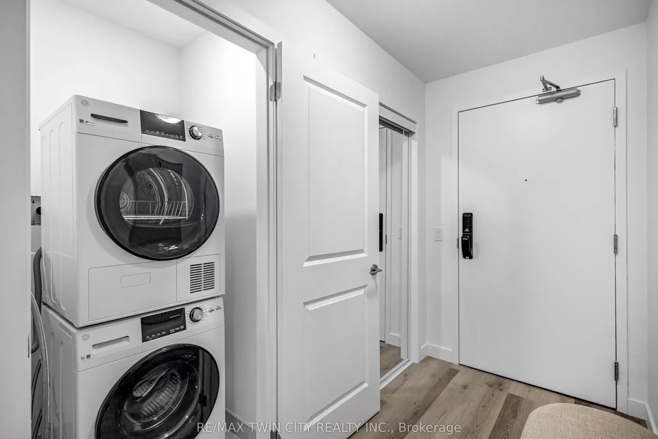 461 Green Road — photo 3