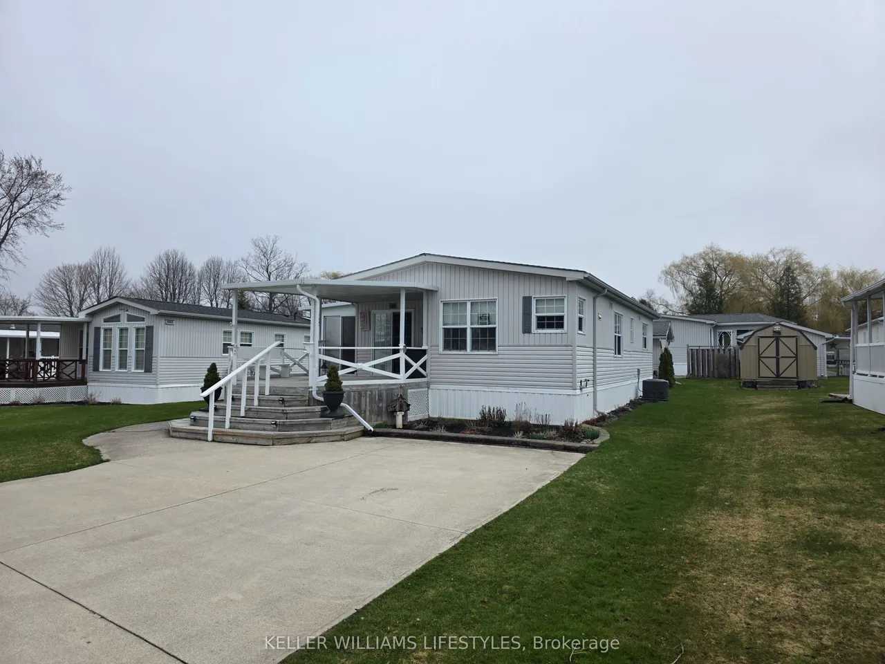 142 Sandbagger Crescent — photo 3