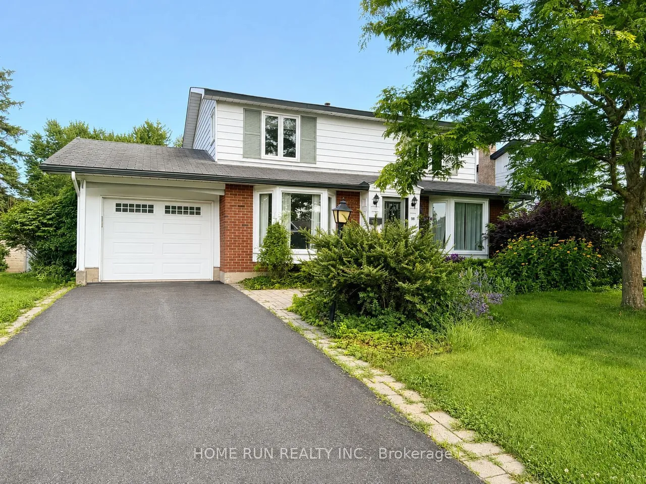 98 Canter Boulevard