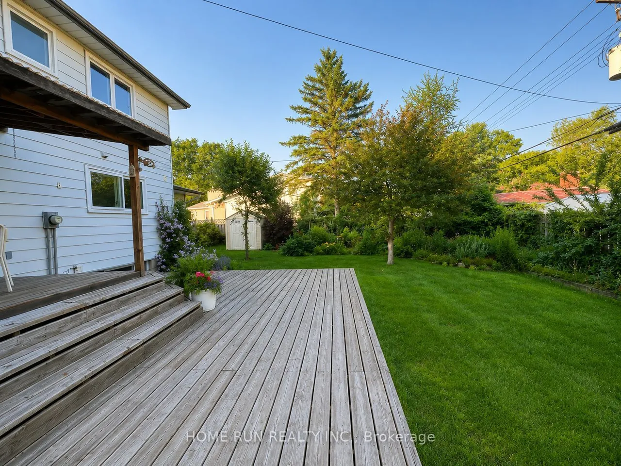 98 Canter Boulevard — photo 32