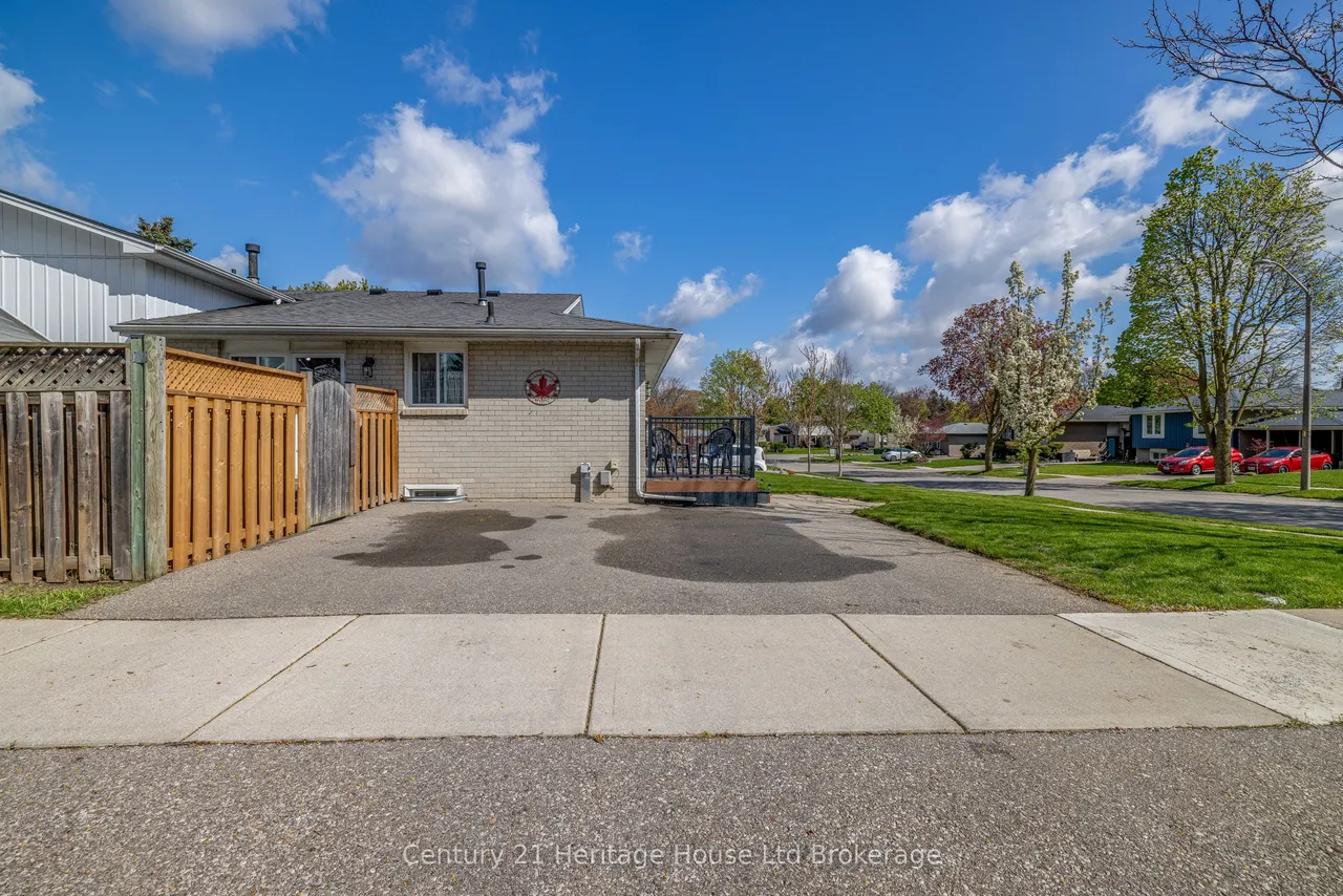 33 Inverness Street — photo 3