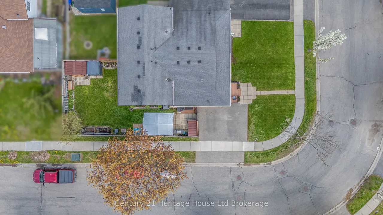 33 Inverness Street — photo 24