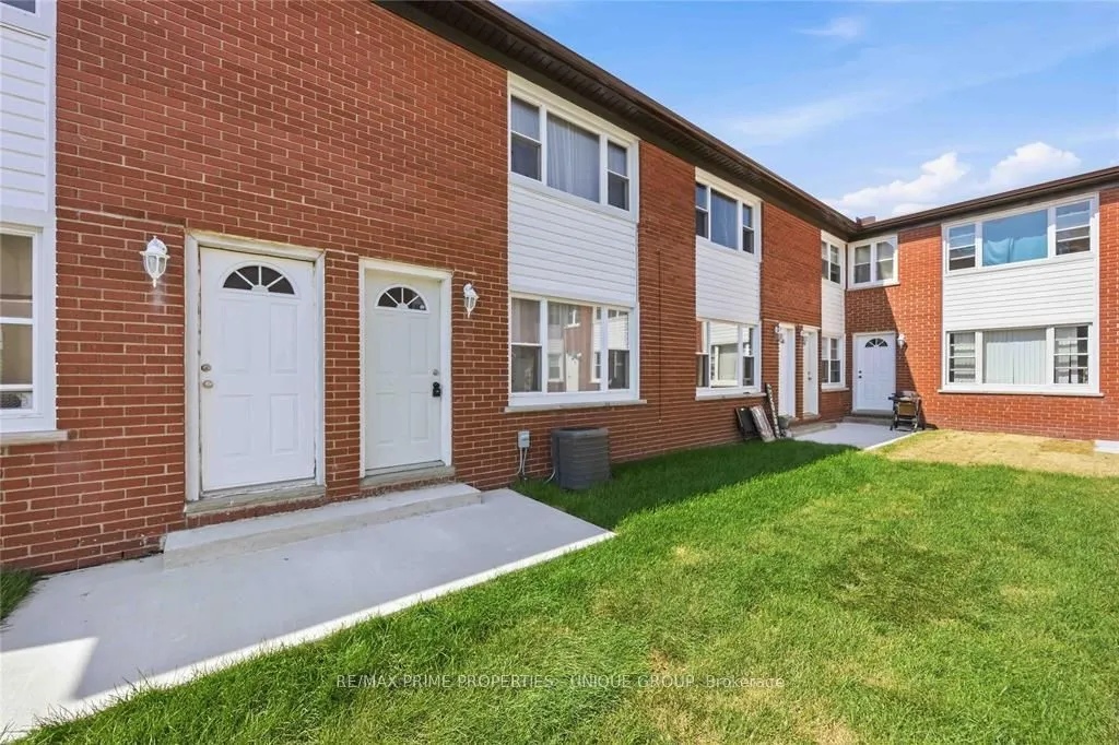 205 Fane Street — photo 3