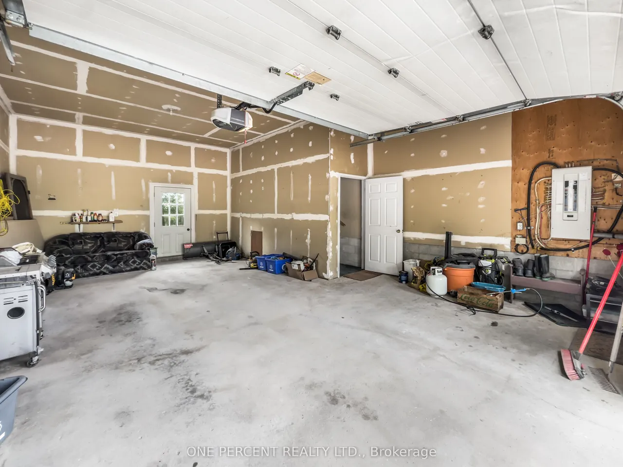 30 Woodridge Drive — photo 39