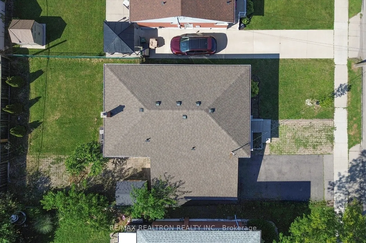 618 Upper Ottawa Street — photo 42