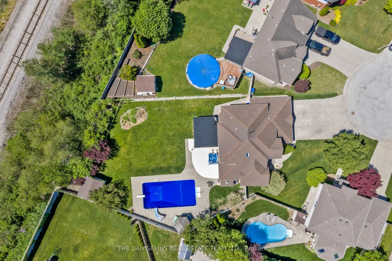 130 Pheasant Run Drive — photo 3