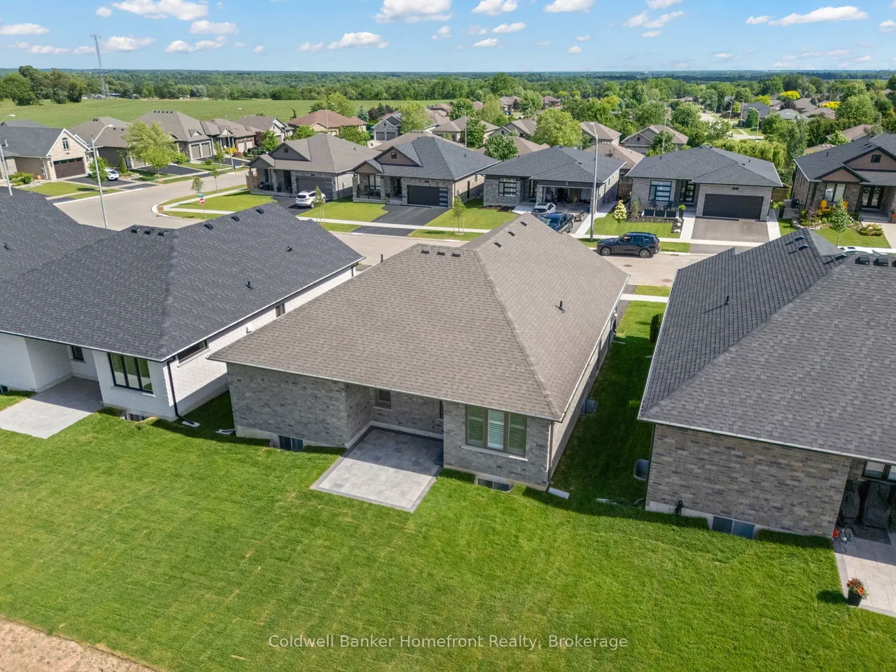 6 Patten Drive — photo 3