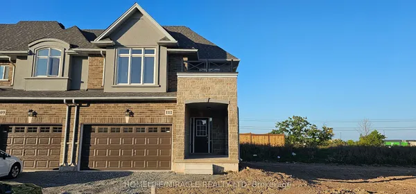 111 Pinot Crescent