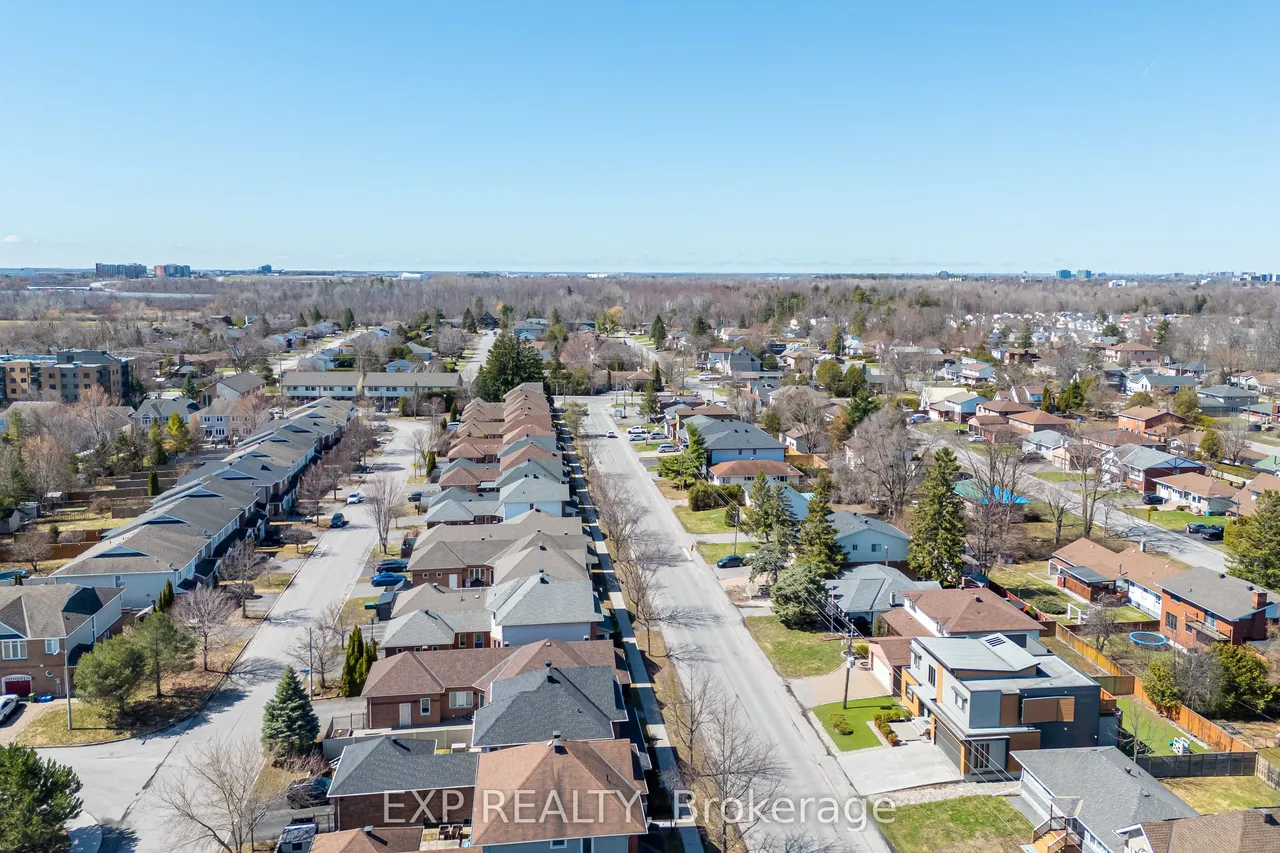 1496 Queensdale Avenue — photo 30
