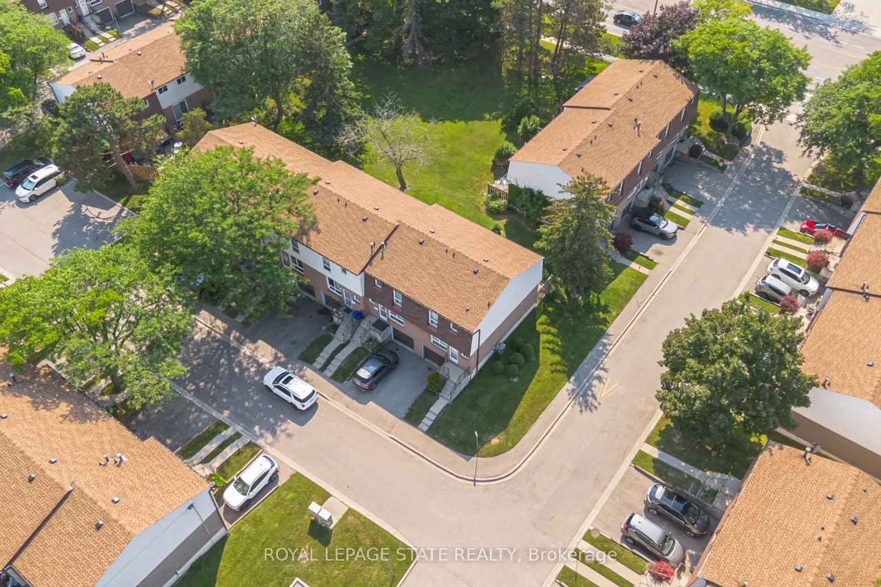 1301 Upper Gage Avenue — photo 48