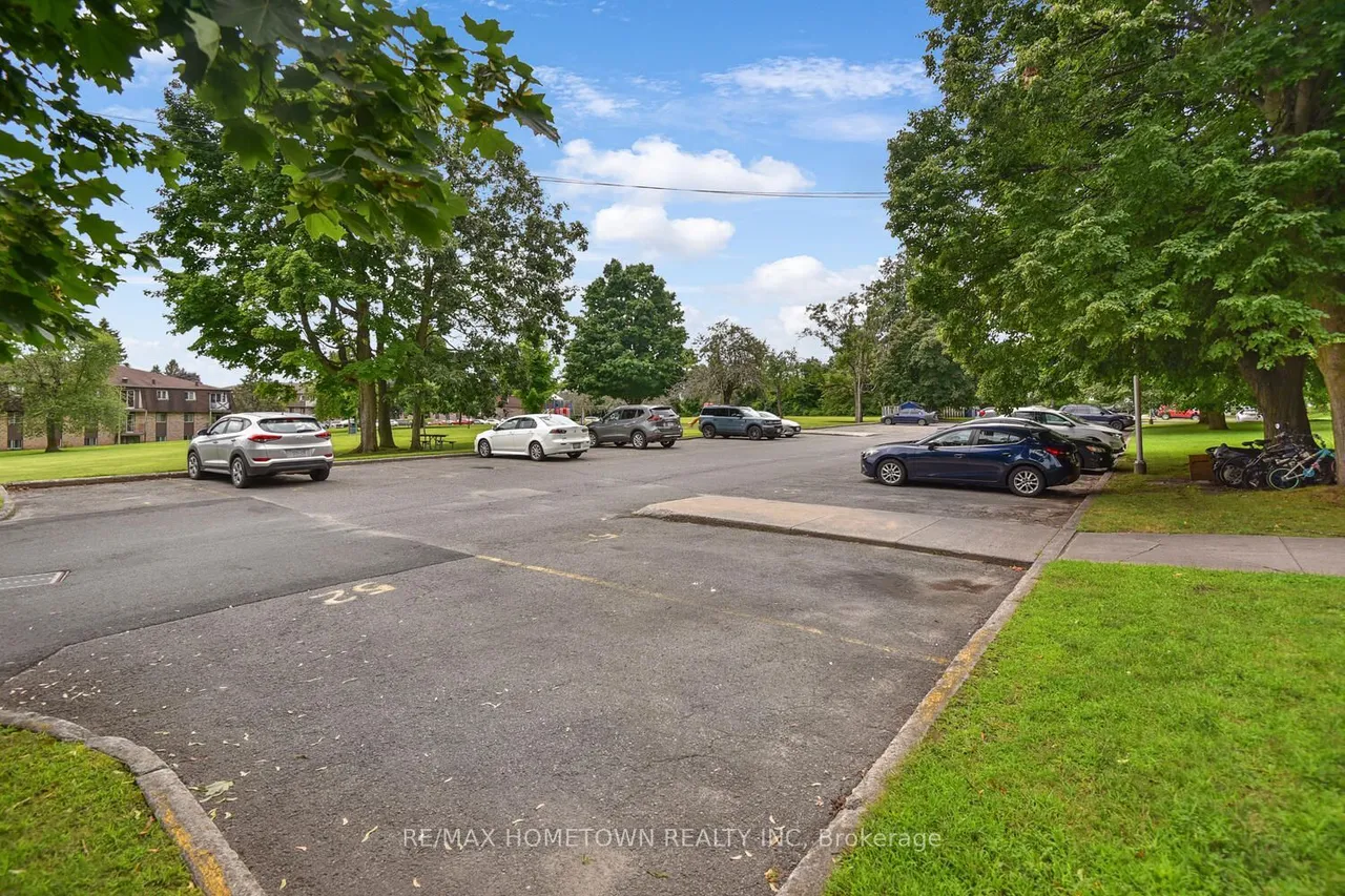 815 Kyle Court, Unit G1 — photo 27