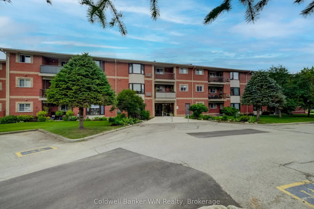 440 Durham Street W