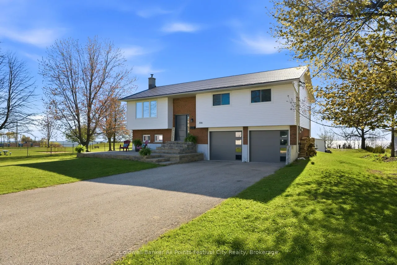 306 Lakeside Drive — photo 2