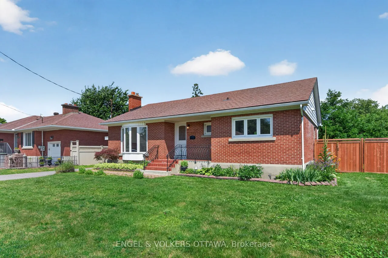 2439 Alta Vista Drive — photo 2