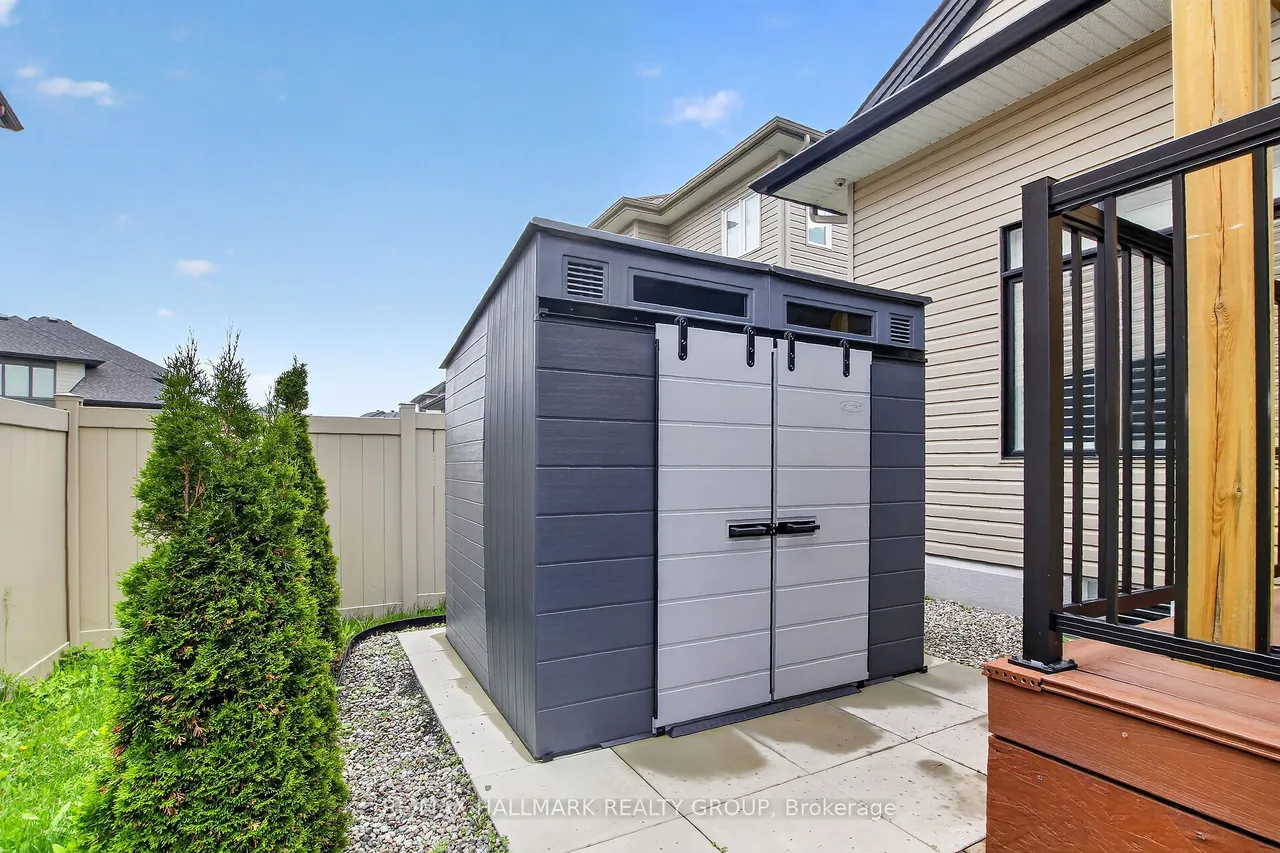 341 Serenade Crescent — photo 30