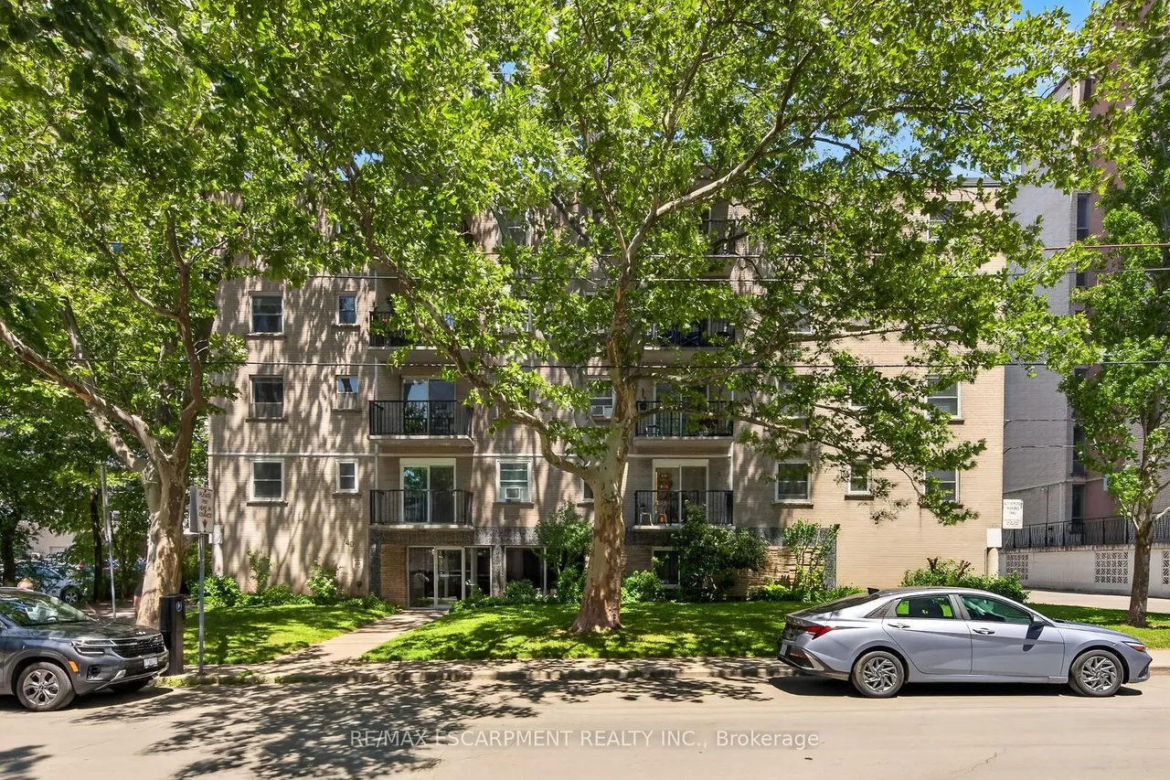 40 Robinson Street — photo 2