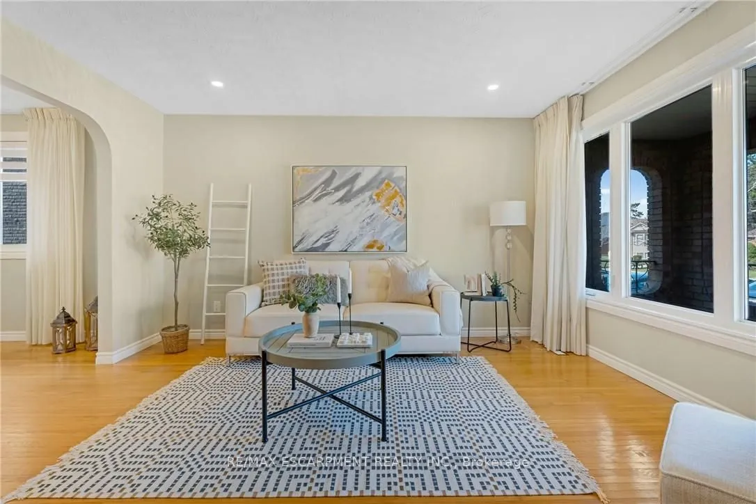 36 Skylark Drive — photo 3
