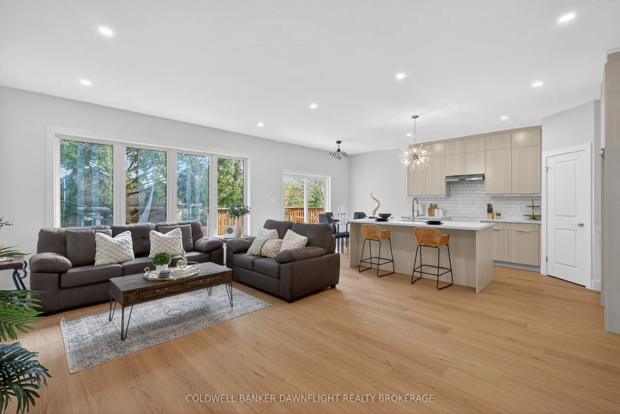 54 Moonlight Court — photo 3