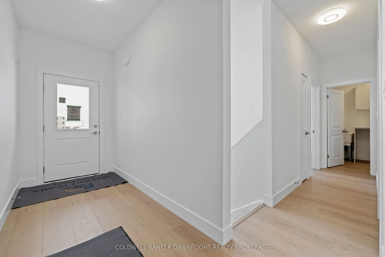 56 Moonlight Court — photo 2