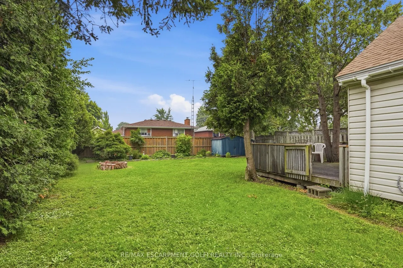 834 MOHAWK Road E — photo 2