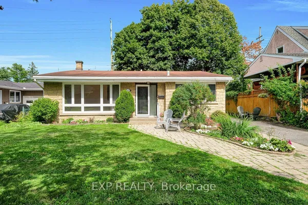 1473 Chomley Crescent