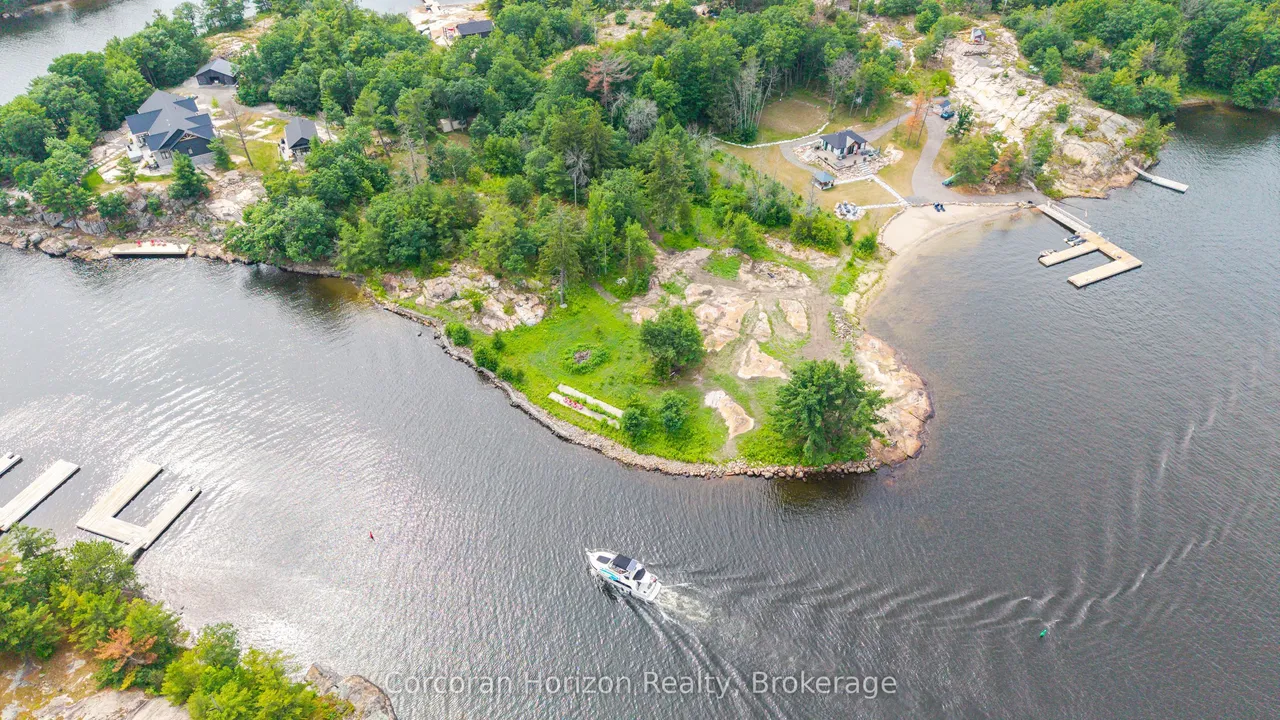16 ISLAND 810/ROYAL ISLAND — photo 3