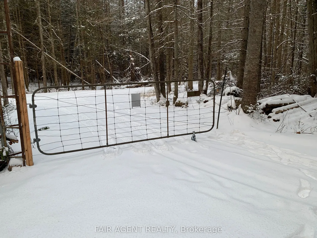 240 Gawley Road — photo 22