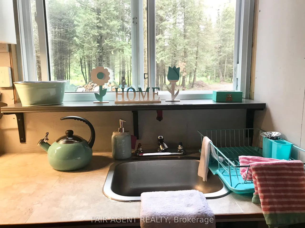 240 Gawley Road — photo 3
