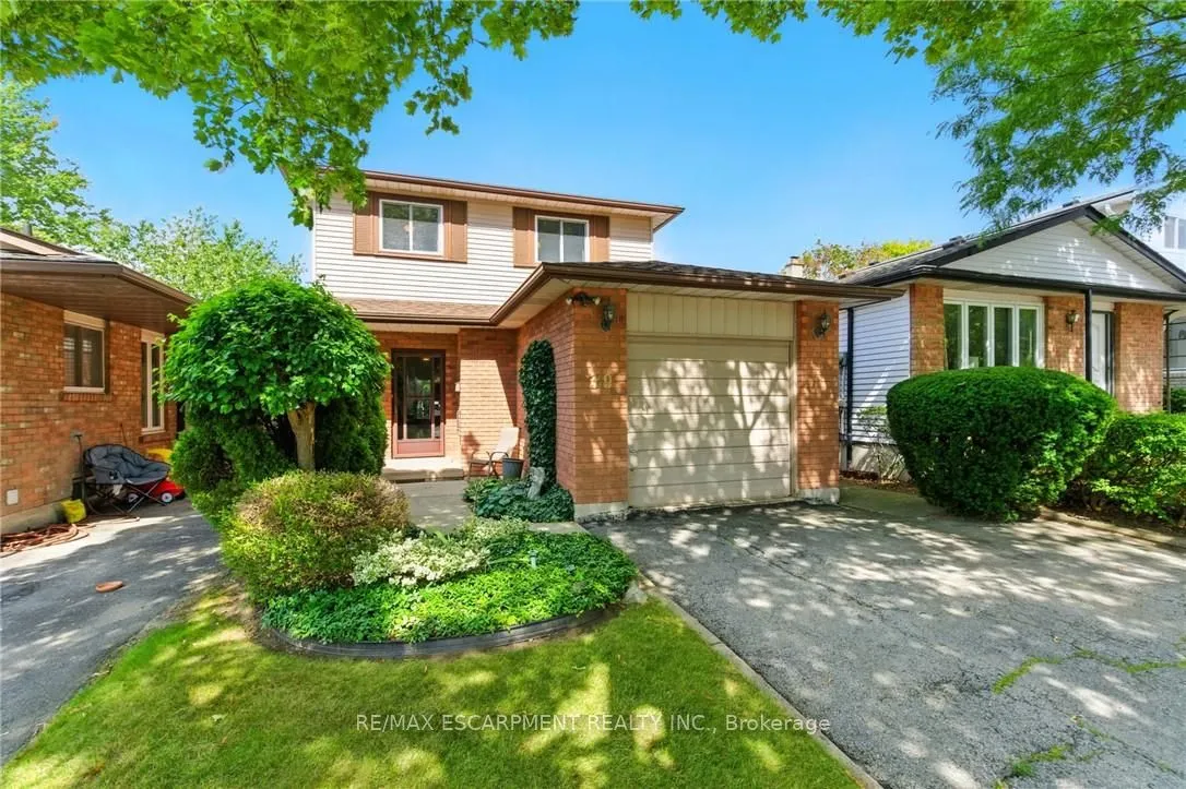 39 Megna Court — photo 2
