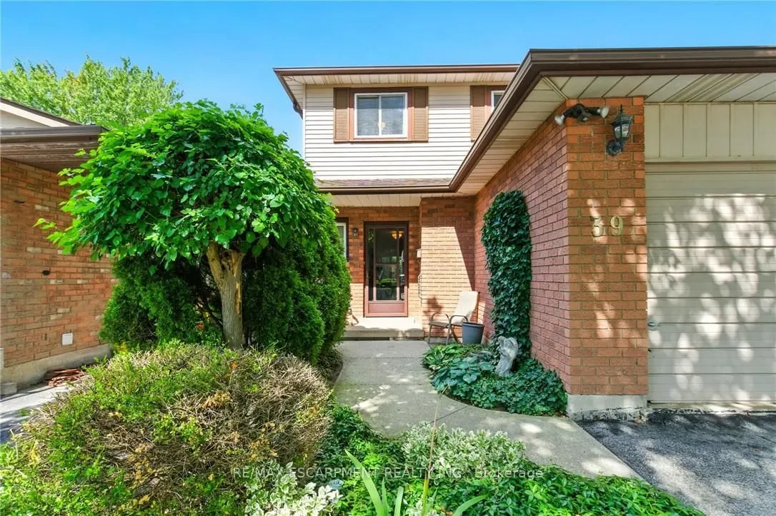 39 Megna Court — photo 3