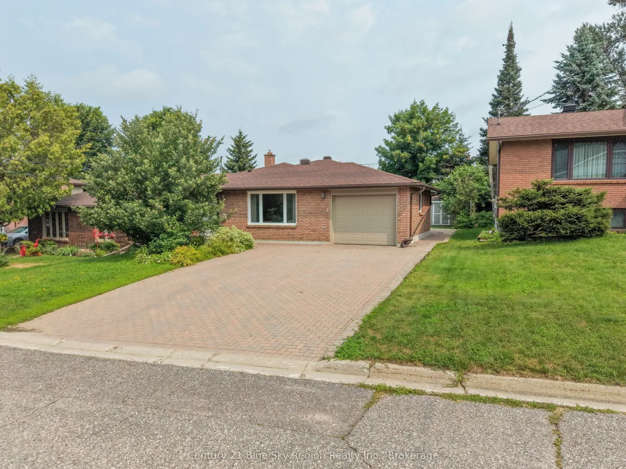 113 Sable Crescent — photo 2